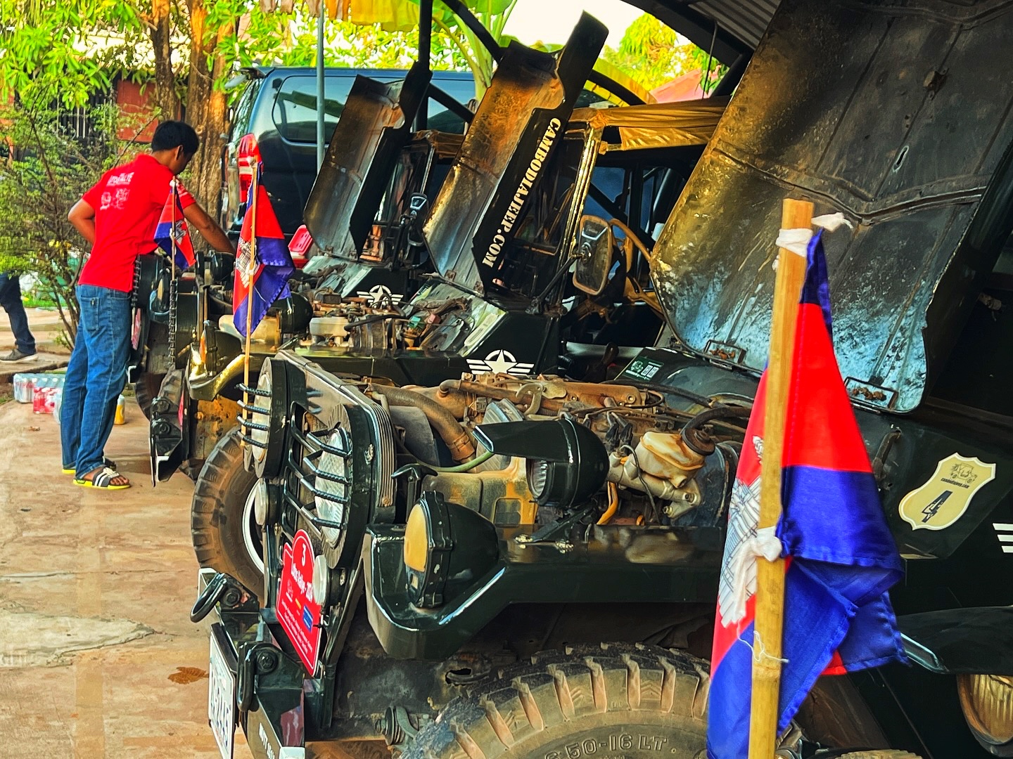 All set and ready to roll! Our vintage jeep is prepped for a day full of adventure. ๐โจ
๐For more info. about jeep tours:
โ๏ธ 012 908 524 / 098 908 524 / 098 513118
๐ฌ info@cambodiajeep.com
๐ www.cambodiajeep.com
#VintageJeep #AdventureAwaits #TempleTour #SunsetVibes #SunriseMagic #CambodiaCountryside #MeetTheLocals #angkorwat #offroad #Jeeprental #carforrent #cambodiajeep #cambodian #explore #temple