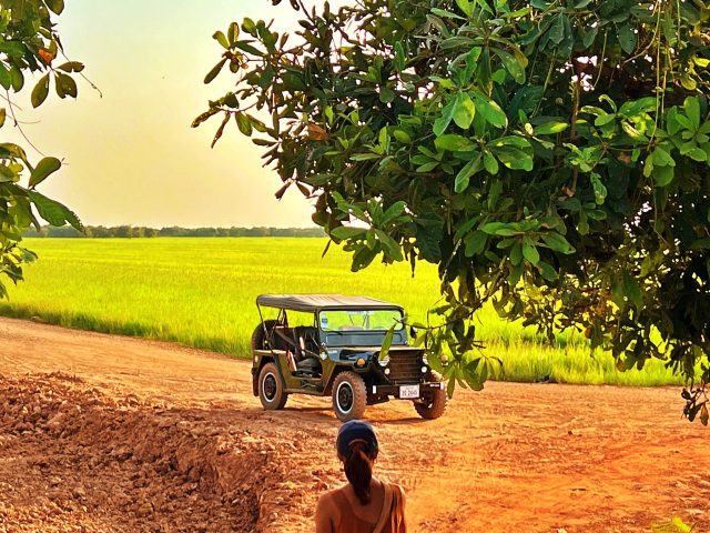 Jeep • Cycle • Boat — Discover the real Cambodia.

👉ទាក់ទងមក​​យើងសម្រាប់ពត៌មានបន្ថែម /​𝐅𝐨𝐫 𝐦𝐨𝐫𝐞 𝐢𝐧𝐟𝐨 𝐚𝐛𝐨𝐮𝐭 𝐣𝐞𝐞𝐩 𝐭𝐨𝐮𝐫𝐬:
☎️ 012 908 524 / 098 908 524 / 086 513118
📬 info@cambodiajeep.com
🌏 www.cambodiajeep.com
Booking Now: https://cambodiajeep.com/siem-reap-jeep-tours/
#CambodiaJeepTour #Cambodiajeep