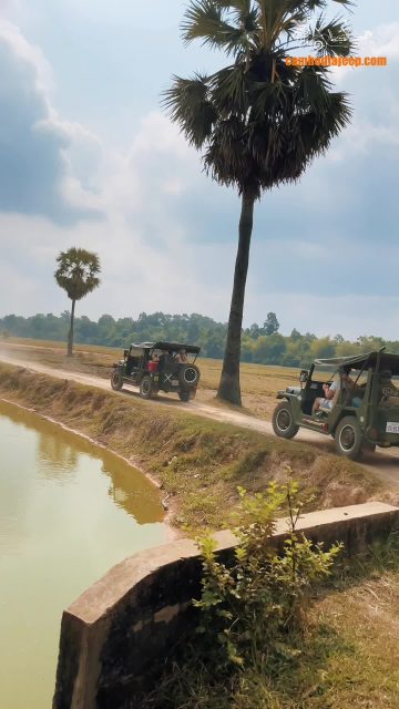 ជិះ Jeep មើលជីវិតពិតនៅជនបទ 💚

👉ទាក់ទងមក​​យើងសម្រាប់ពត៌មានបន្ថែម /​𝐅𝐨𝐫 𝐦𝐨𝐫𝐞 𝐢𝐧𝐟𝐨 𝐚𝐛𝐨𝐮𝐭 𝐣𝐞𝐞𝐩 𝐭𝐨𝐮𝐫𝐬:
☎️ 012 908 524 / 098 908 524 / ០98 513 118
📬 info@cambodiajeep.com
🌏 www.cambodiajeep.com
Booking Now: https://cambodiajeep.com/siem-reap-jeep-tours/
#CambodiaJeepTour #CambodiaJeepTour