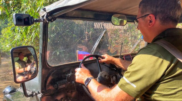 From jungle trails to waterfalls—pure adventure.

👉For more info. about jeep tours:
☎️ 012 908 524 / 098 908 524 / 098 513118
📬 info@cambodiajeep.com
🌏 www.cambodiajeep.com

#cambodiajeep #jeep #cambodia #selfdrive #adventure #lotosrallye #4wd