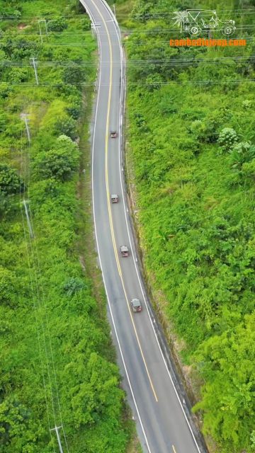 Every highway leads to a new adventure. 🌅

👉ទាក់ទងមក​​យើងសម្រាប់ពត៌មានបន្ថែម /​𝐅𝐨𝐫 𝐦𝐨𝐫𝐞 𝐢𝐧𝐟𝐨 𝐚𝐛𝐨𝐮𝐭 𝐣𝐞𝐞𝐩 𝐭𝐨𝐮𝐫𝐬:
☎️ 098 908 524 / 086 513118
📬 info@cambodiajeep.com
🌏 www.cambodiajeep.com
Booking Now: https://cambodiajeep.com/siem-reap-jeep-tours/

#CambodiaJeep #VintageJeep #HighwayDrive #RoadTrip #ExploreCambodia #JeepLife #ClassicAdventure #ScenicDrive #TravelCambodia #OpenRoad