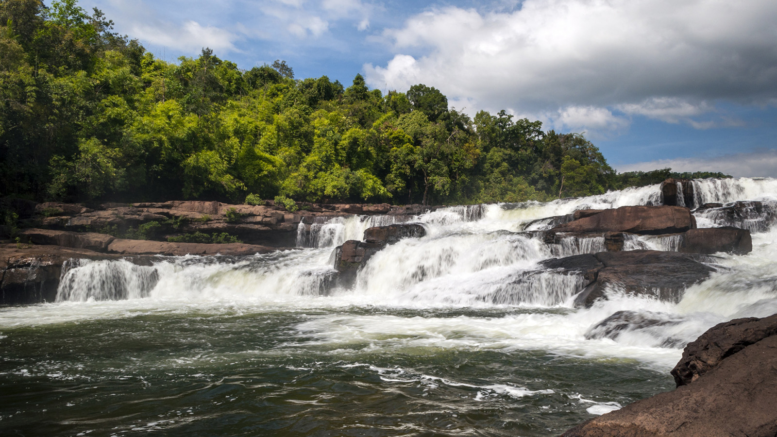 Tatai Waterfall cardamom 16x9