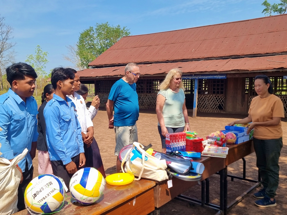 Anton Yvonne Pra Oap School